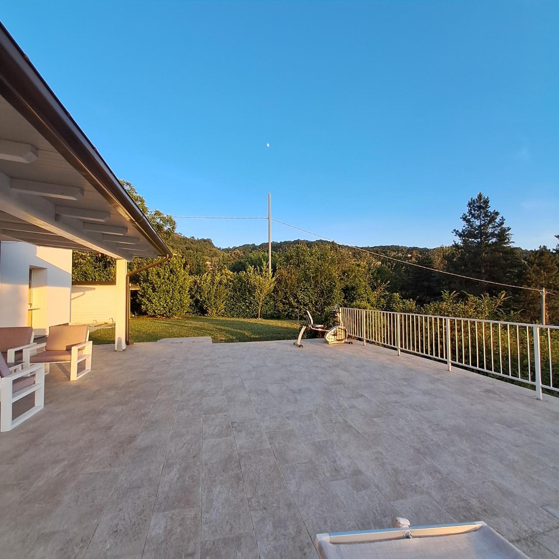 Monte San Pietro Terrazzaponente Bed & Breakfast エクステリア 写真